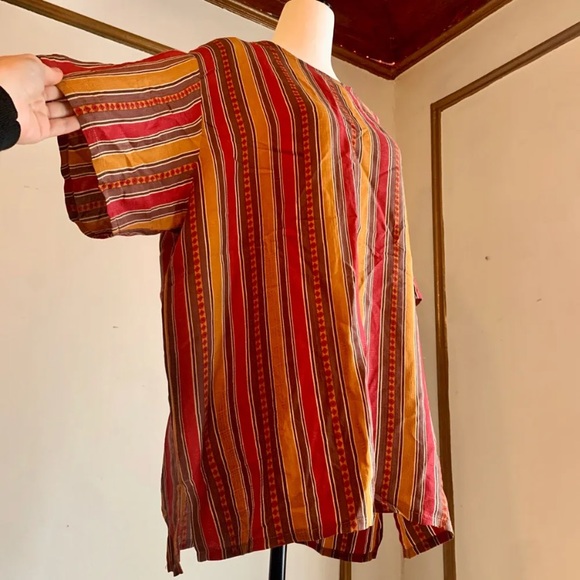 Vintage 100% Silk shirt - Picture 2 of 5